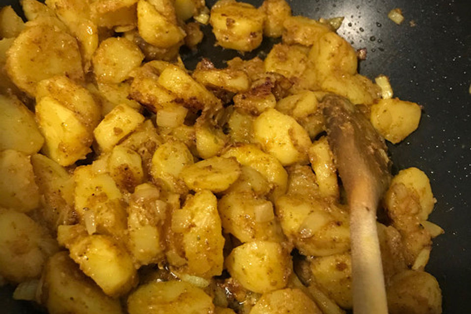 Veganes Kartoffelcurry