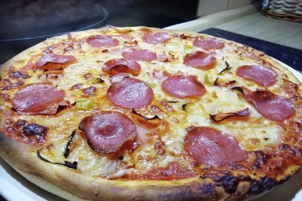 Pizzateig für italienische Pizza